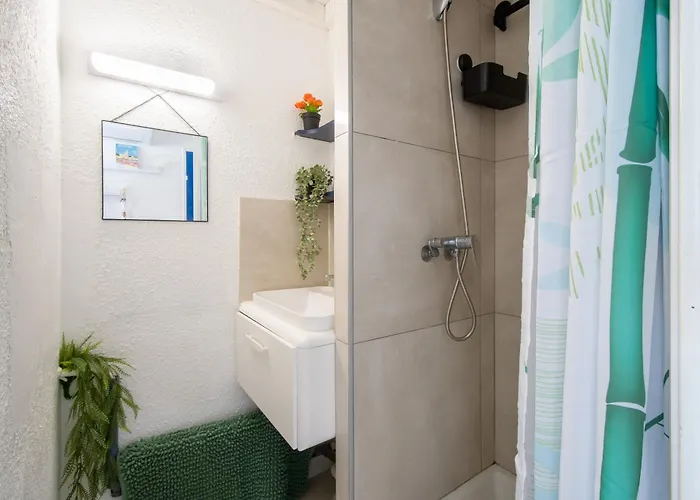 Apartamento Cosy Lagon Bleu Piscine, Clim, Parking, Wifi Inclus *